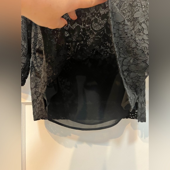 Ann Taylor Black Lace Off Shoulder Blouse Size Large - Picture 5 of 5